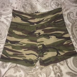 3/$25 AU spandex shorts